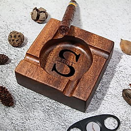 Kişiye Özel İsimli Ahşap Küllük – 13x13 cm Şık Tasarım